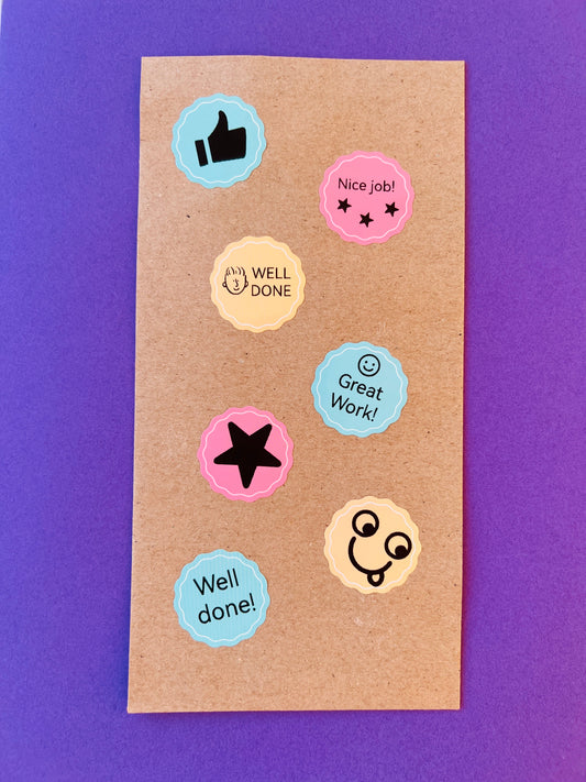 Small Colored Wavy Labels - 200 per roll 🧁