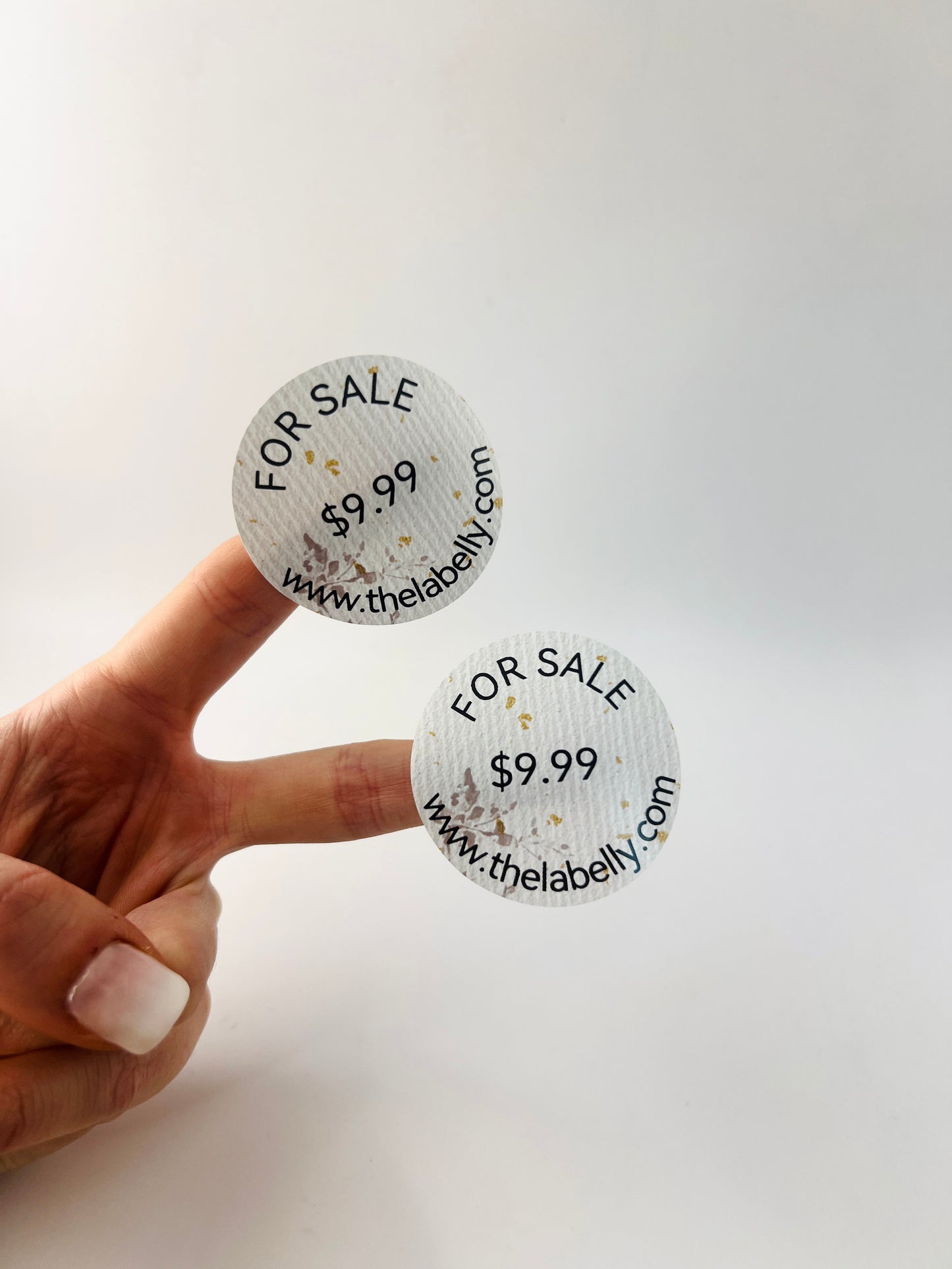 Large Gold Spotted Themed Round Labels - 145 per roll